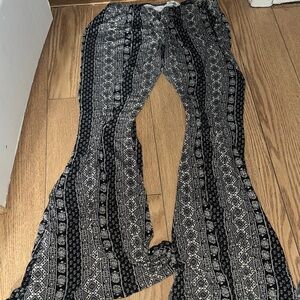 Black and White Patterned Women's Pants